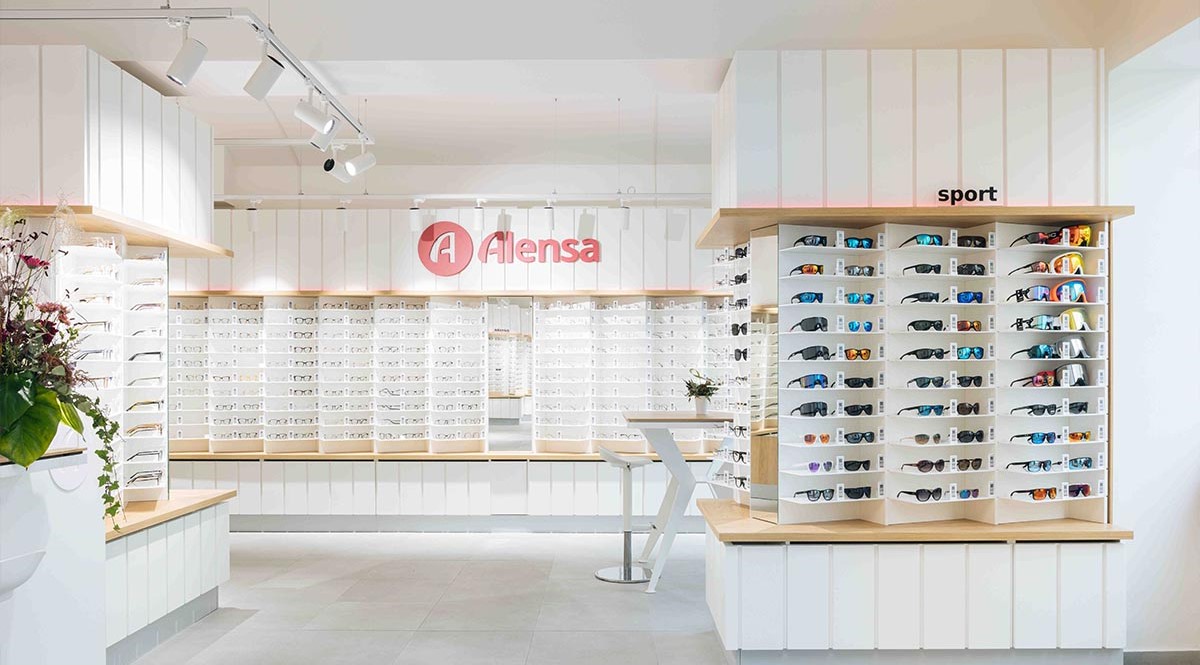 Interiér optiky Lazarská